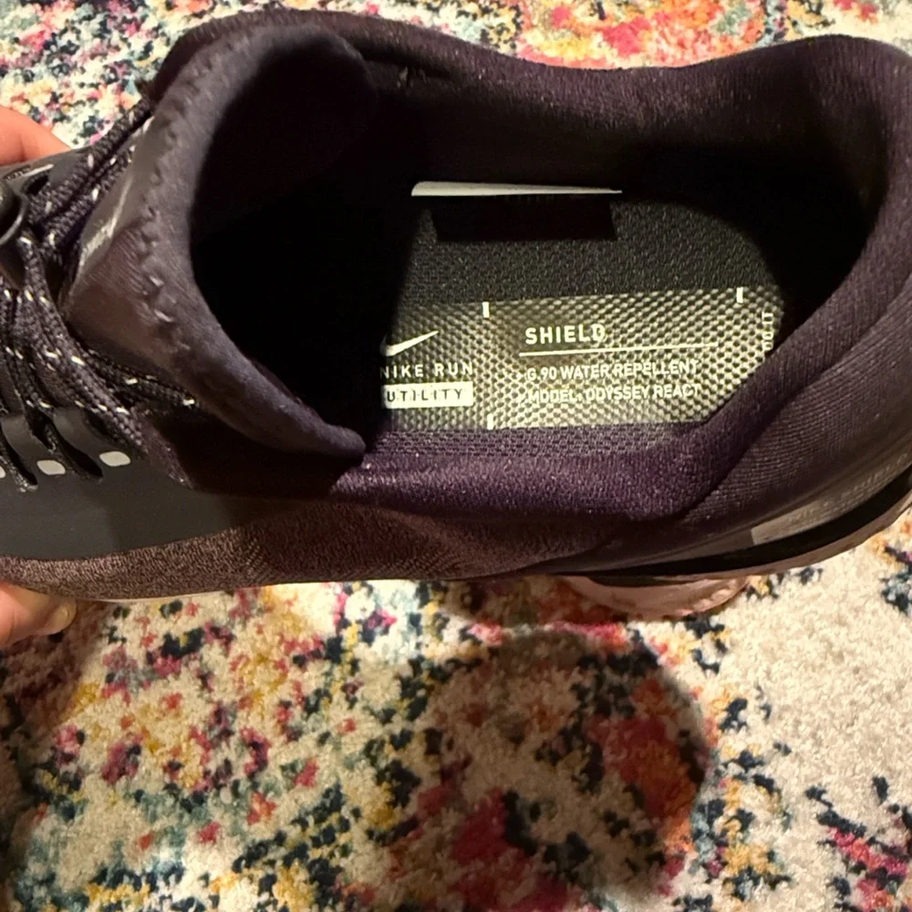 Nike Navy Blue and Pink Athletic Shoes - Picture 3 of 5